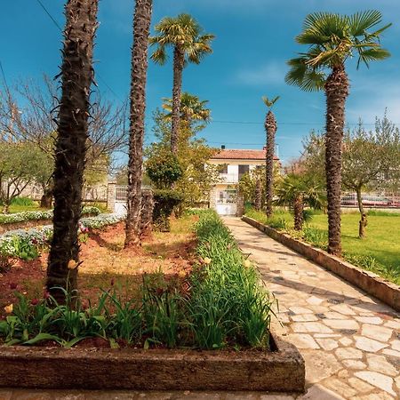 Apartment Villa Olga Пореч Екстер'єр фото