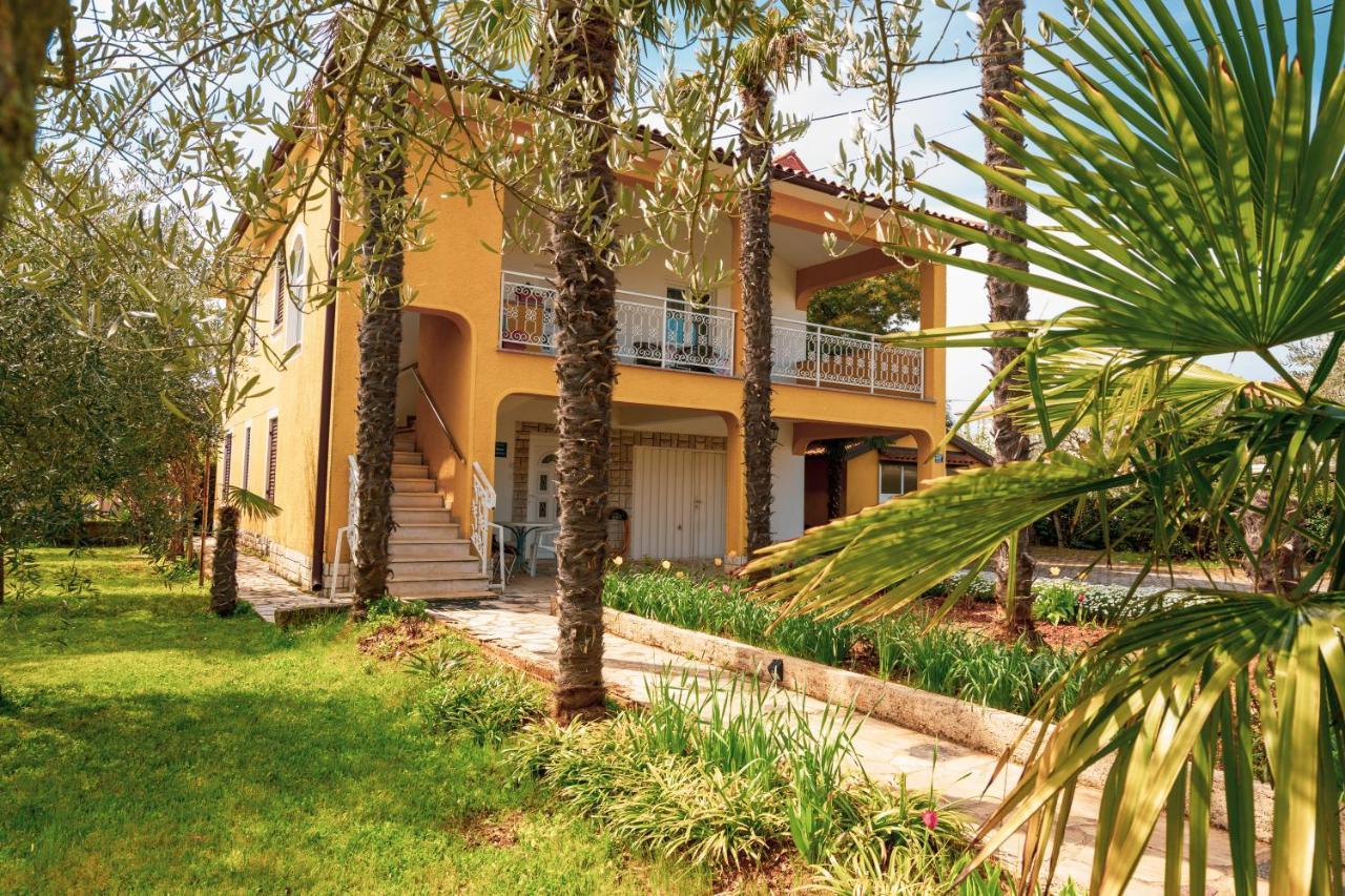 Apartment Villa Olga Пореч Екстер'єр фото